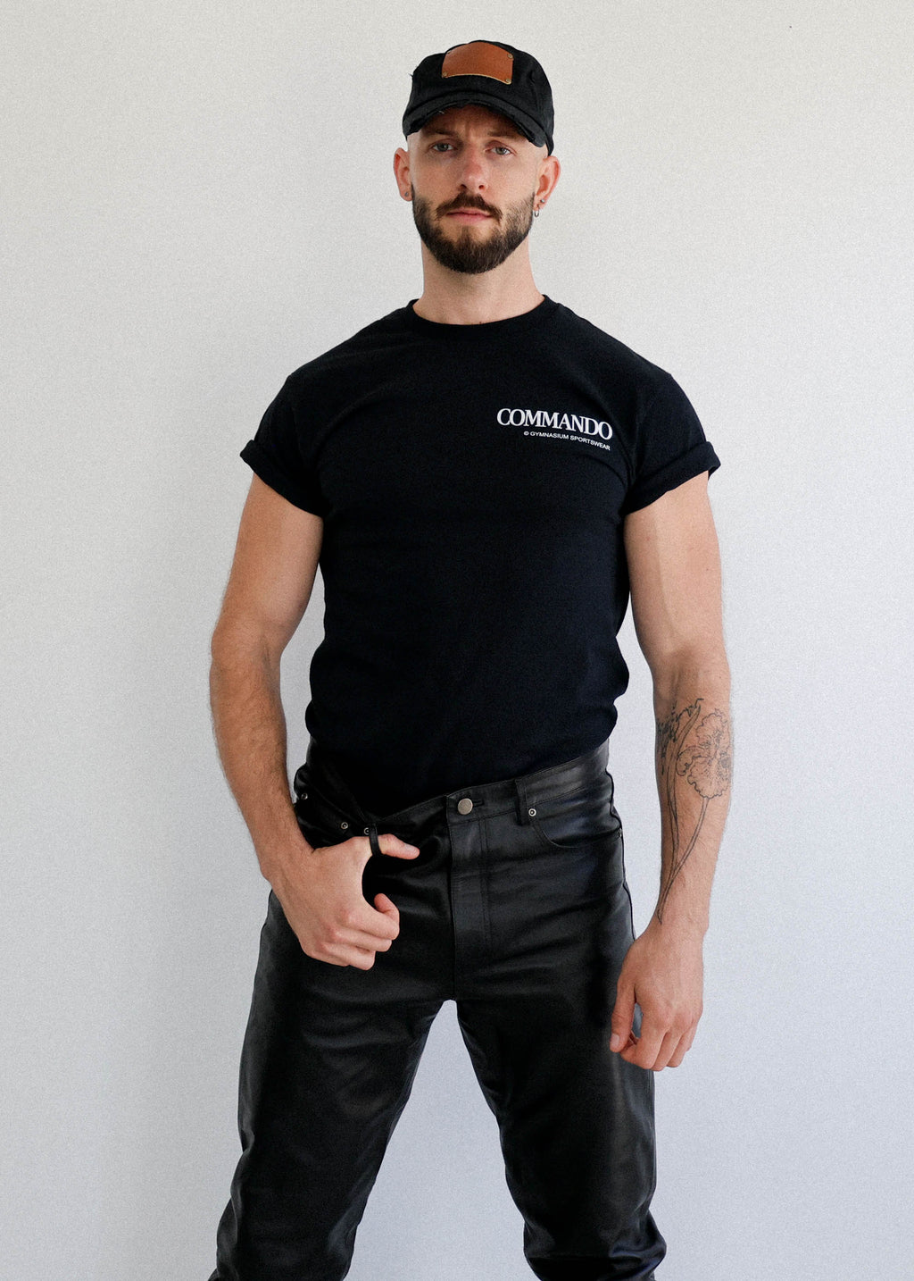 GYMNASIUM THE COMMANDO T-SHIRT IN BLACK