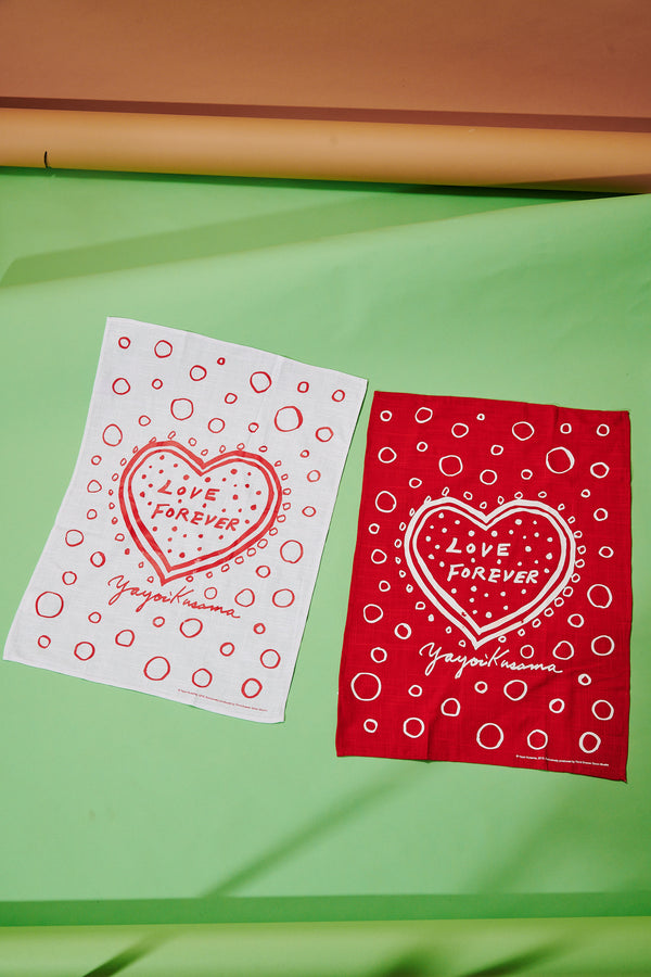 Love Forever Domestic Art Towel Set by Yayoi Kusama x Third Drawer Down